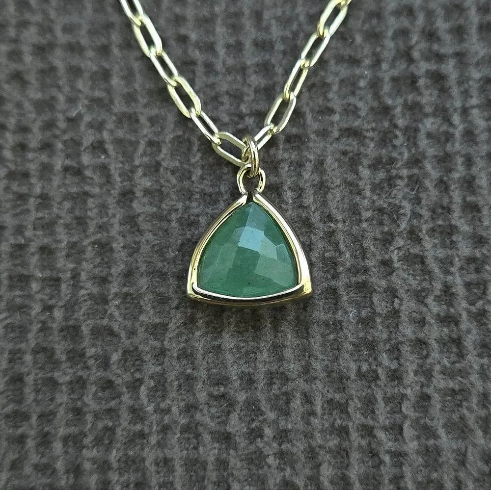 Inspired By You Triangular Green💚 Aventurine Pendant Necklace - NWOT - Picture 5 of 13